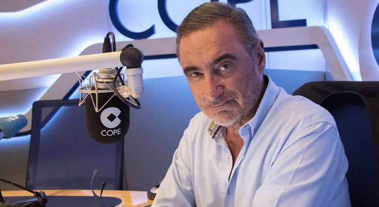 herrera-cope-radio.jpg