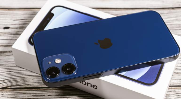 iphone-12-istock.jpg