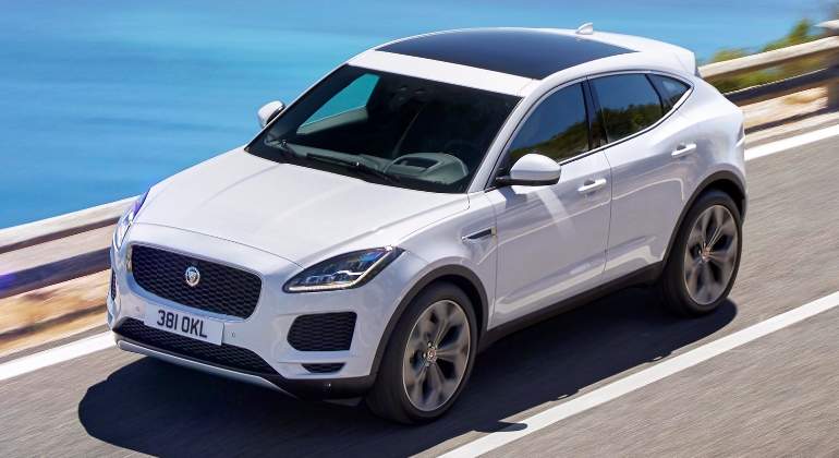 jaguar-e-pace-2018-01.jpg