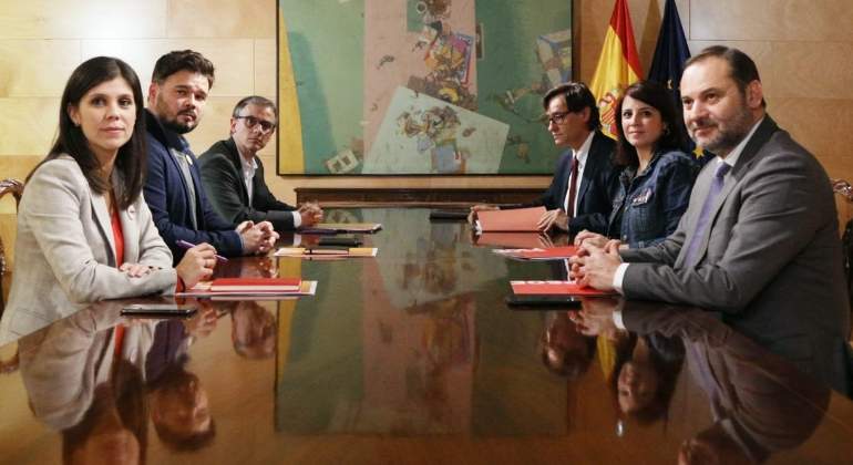 reunion-psoe-erc-28nov19-efe.jpg