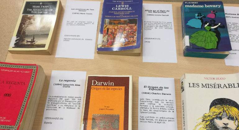 LIBROS-PROHUBIDOS11111111111.jpg