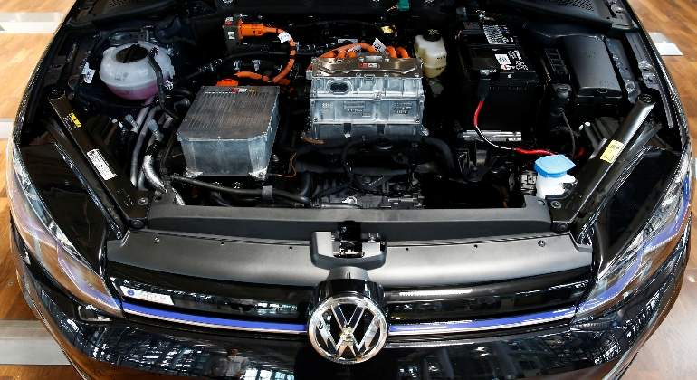 volkswagen-capo-reuters-logo.jpg