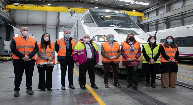 Visita_Fabrica_Talgo_4.jpg