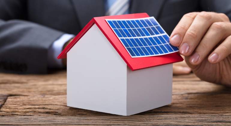 paneles-fotovoltaicos-recurso-dreamstime.jpg