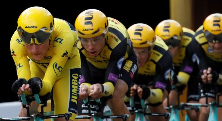 jumbo-visma-tour-reuters.jpg