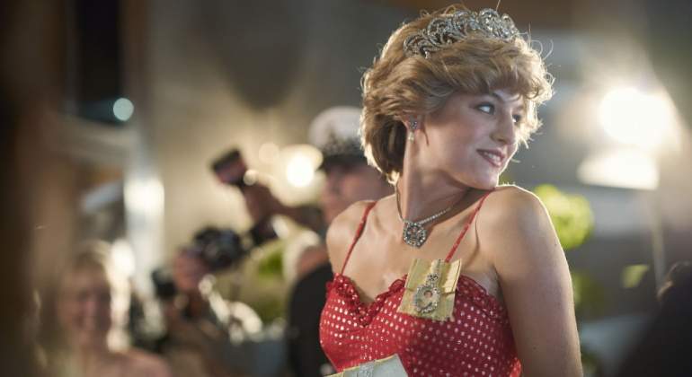 ladydi-crown.jpg