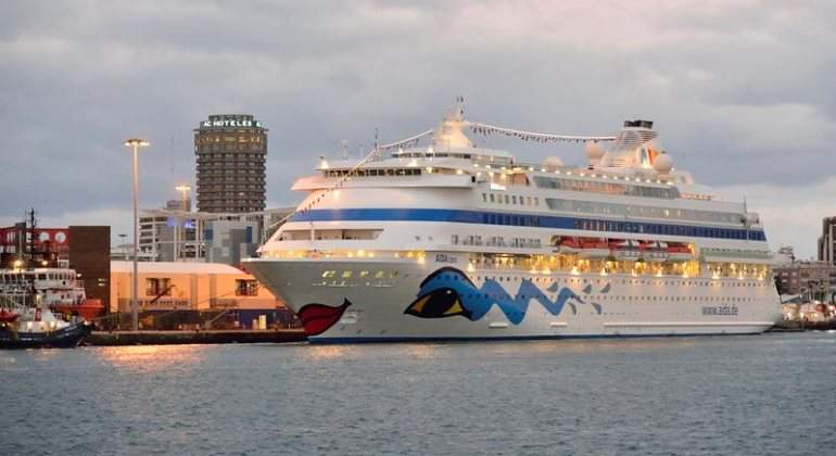 Un crucero en el puerto de Las Palmas de Gran Canaria