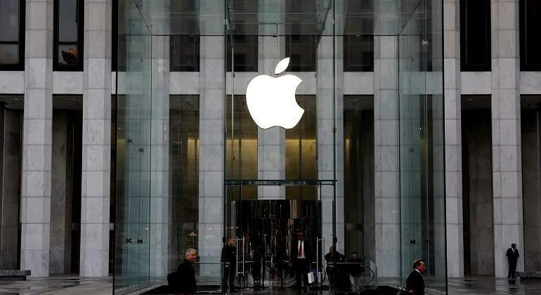 Apple.jpg