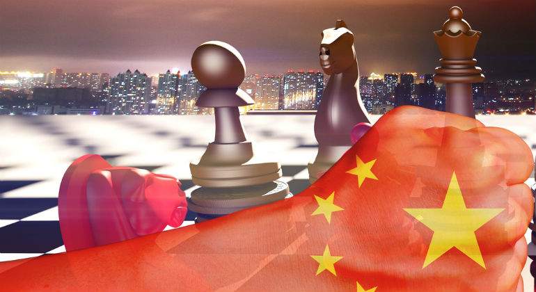 china-mano-ajedrez.jpg