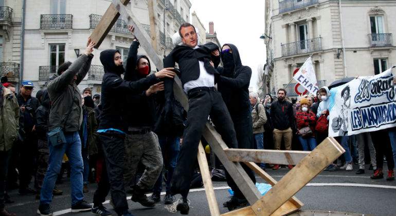 protesta-macron-3.jpg