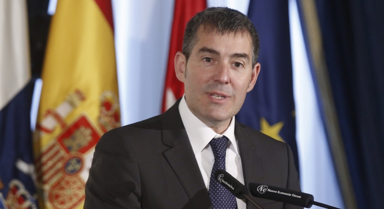 FernandoClavijo-Canarias-19abril2016EFE.jpg
