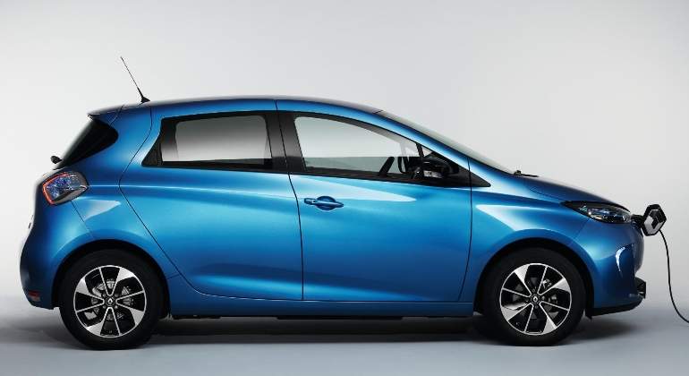 renault-zoe-2017-01.jpg