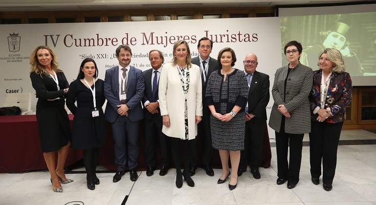 CumbreMujeresJuristas.jpg