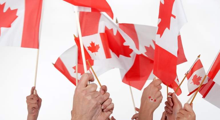 canada-banderas.jpg