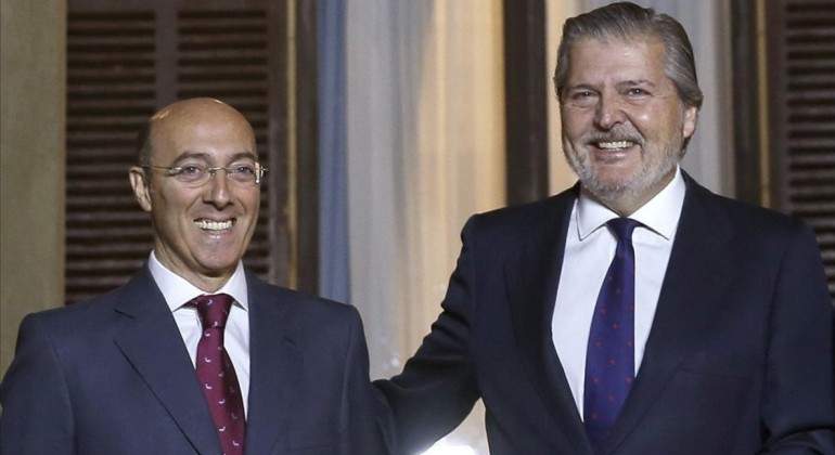 carlosurquijo-mendezdevigo-efe.jpg