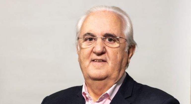 Javier-Caso-de-los-Cobos-1.jpg