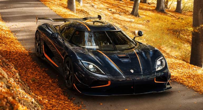 Koenigsegg-Agera-RS-2017-01.jpg