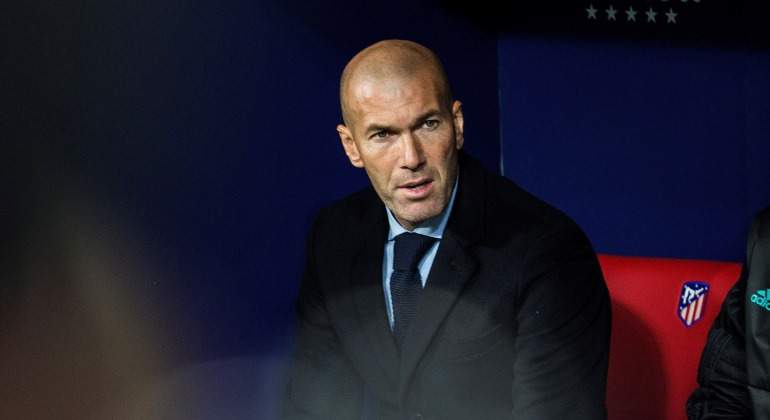 Zidane-banquillo-wanda-2017-efe.jpg