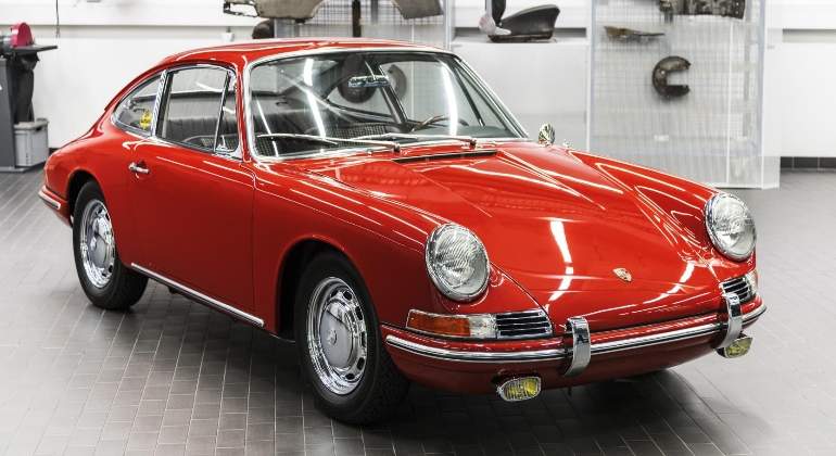 porsche-911-original-01.jpg