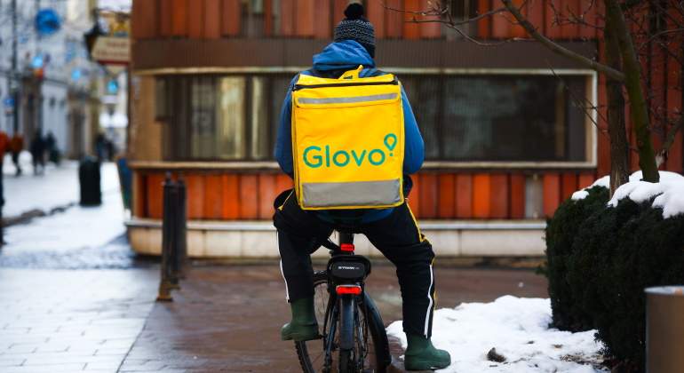 rider-glovo-nieve-getty.jpg