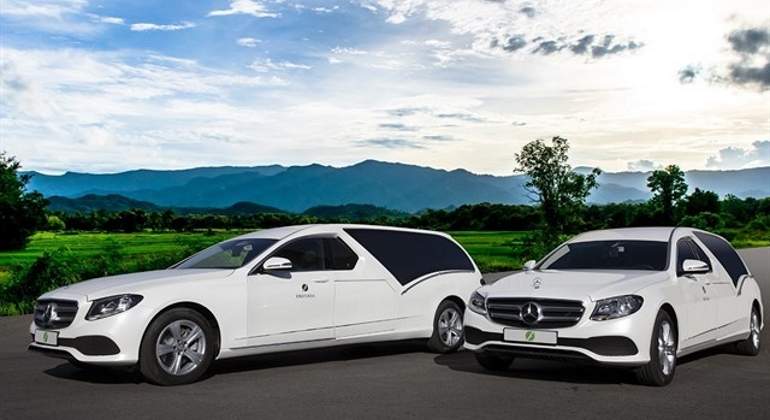 funeraria-coches-blancos-madrid-ayuntamiento.jpg