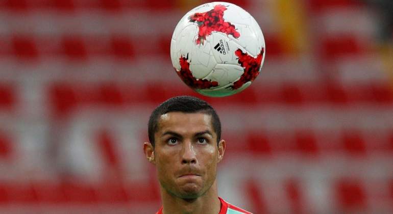 cristiano-balon-entrenamiento-portugal-reuters.jpg