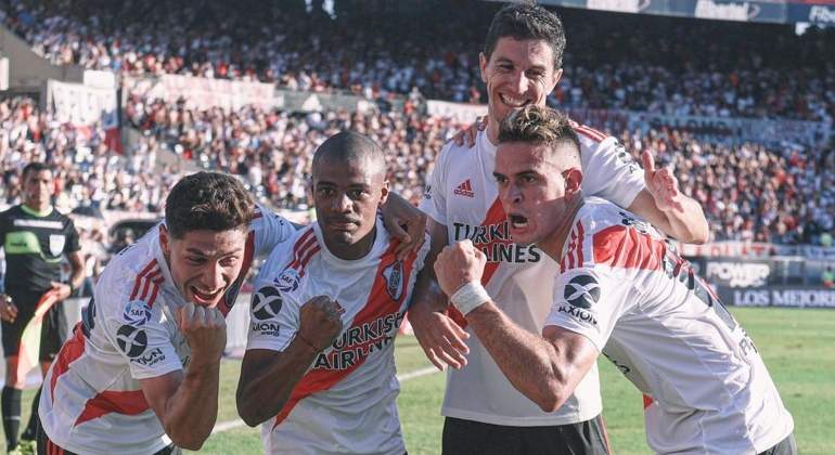 River-Superliga.jpg