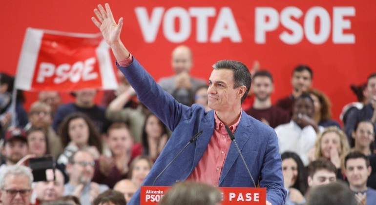 sanchez.mitin-sabado-gloria.jpg