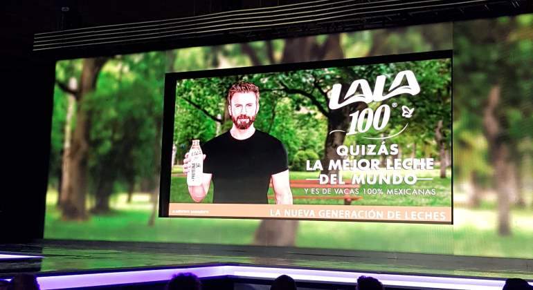 chris-evans-lala-unvasodeLALA.jpg