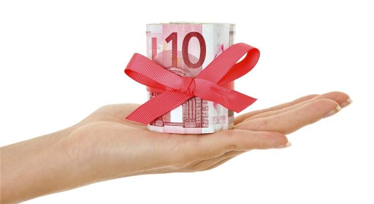 mano-euros-regalo.jpg