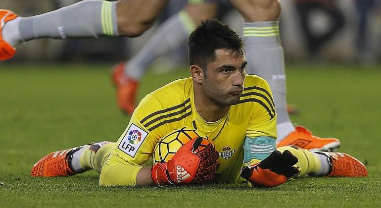Adan-parada-RealMadrid-2018-efe.jpg