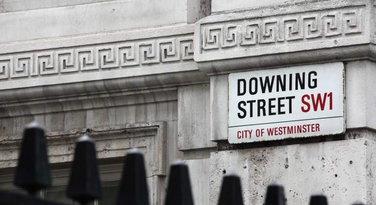 downing-street-dreamstime.jpg