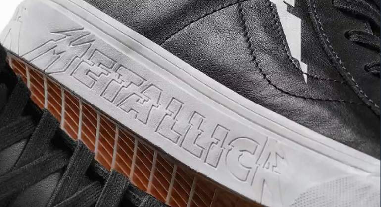 vans-metallica-770.jpg