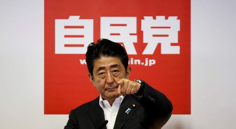 abe-victoria-japon-reuters.jpg