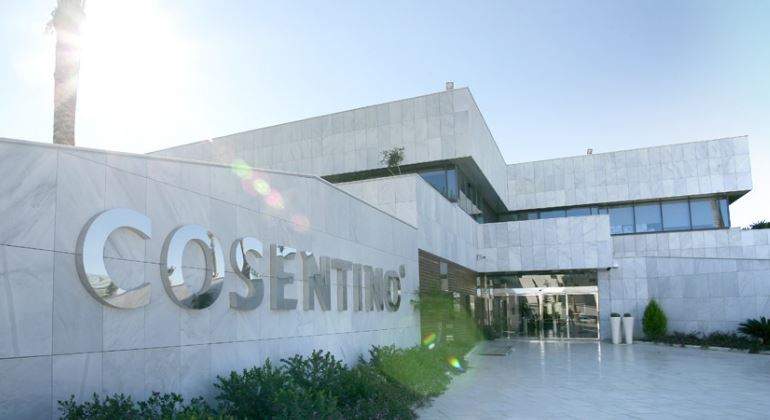 cosentino-770.jpg