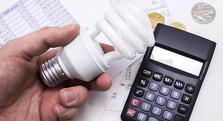 bombilla-factura-electricidad-calculadora-770x420.jpg