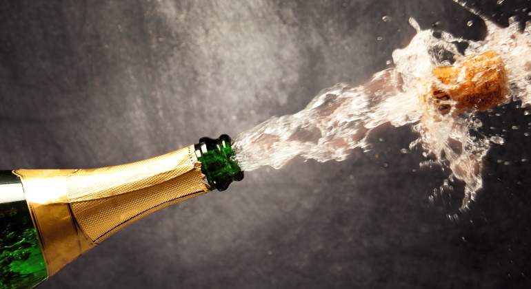 champagne-dreamstime.jpg
