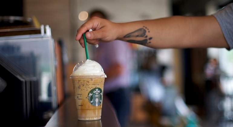 Starbucks2-Reuters.jpg
