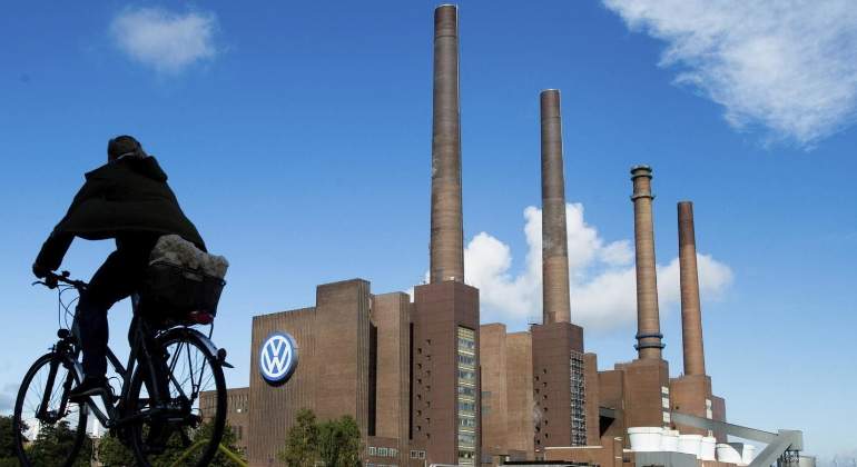 volkswagen-logo-6.jpg