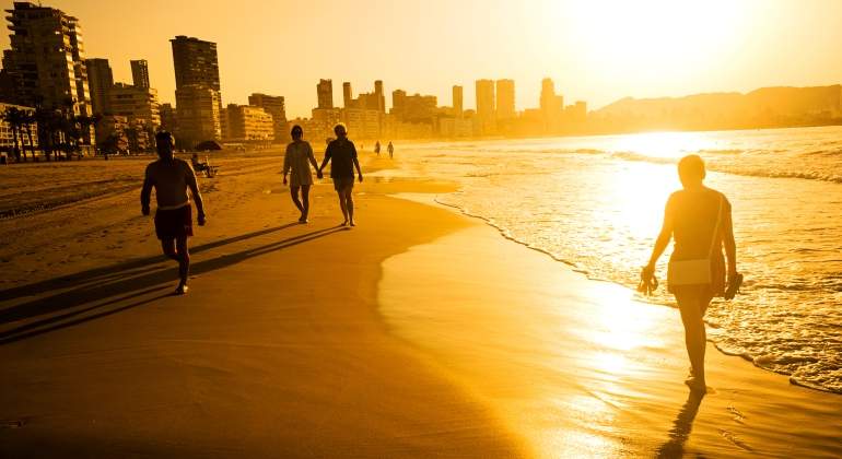 atardecer-benidorm-dreamstime.jpg