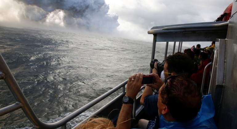 volcan-kilauea-hawai-turistas-barco-reuters-770x420.jpg