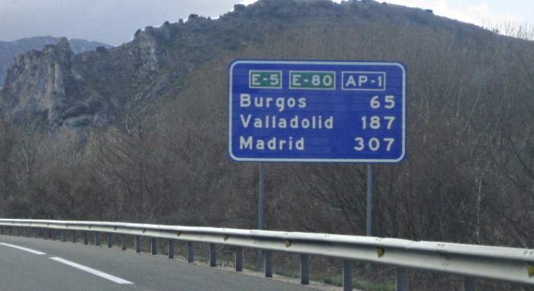 autopista-AP1-cartelazul.jpg