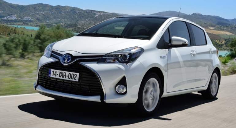 toyota-yaris.jpg