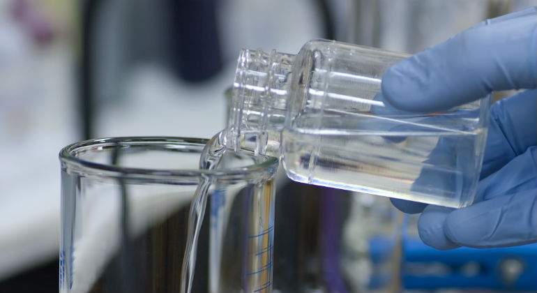 agua-laboratorio.jpg
