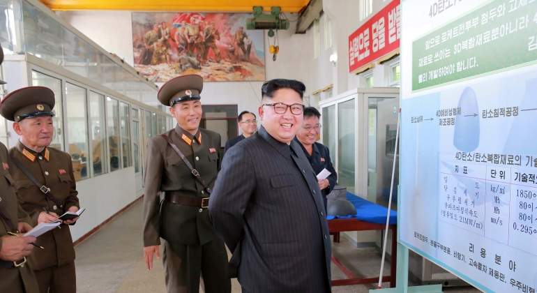 kim-jong-un-planos-misil-reuters.jpg