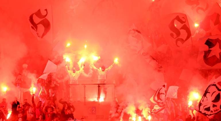 ultras-wisla-cracovia-cordonpress.jpg