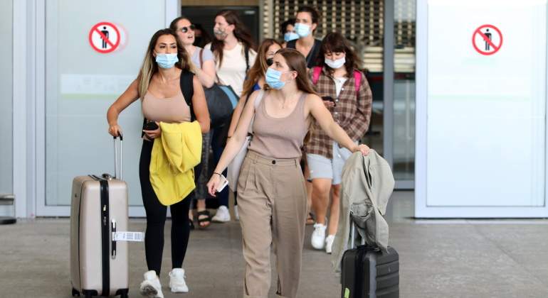 turistas-maletas-covid-ep.jpg