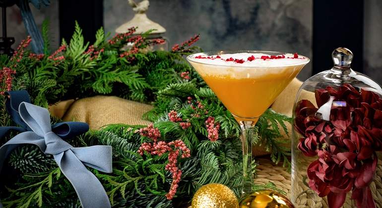 FlowersCocktails-by-Vincci-Hoteles.jpg