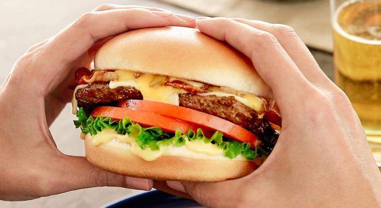 hamburguesa-carls-770.jpg
