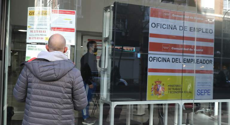 hombre-espaldas-sepe-madrid-ep.jpg